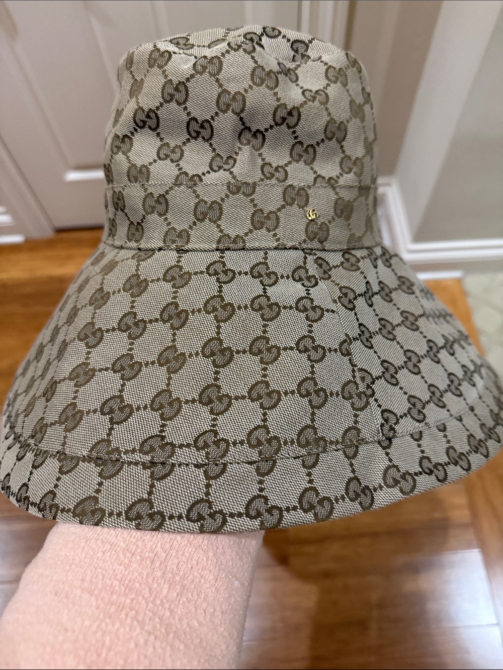 Gucci Beige GG Monogram Bucket Hat. BNWT wide brim - Picture 7 of 12